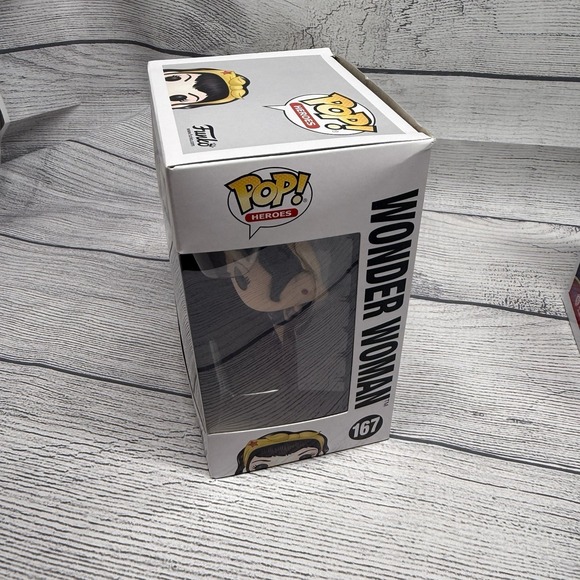 Funko Pop! Wonder Woman - Lot Of 5 - 229 174 167 176 238 Hot Topic - Picture 11 of 12